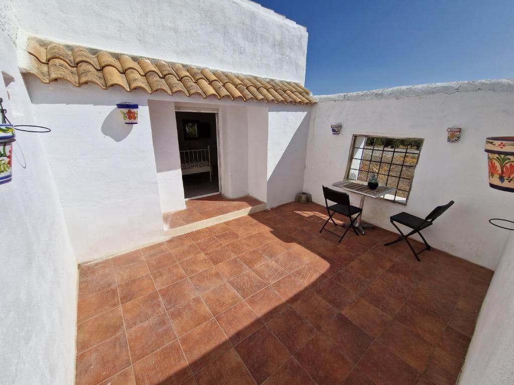 8 bedroom Finca/Country House for sale in Baza with pool garage - € 495,000 (Ref: 9841486)