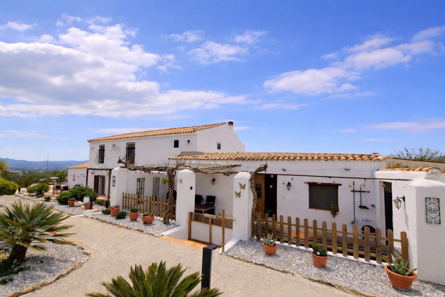 8 bedroom Finca/Country House for sale in Baza with pool garage - € 495,000 (Ref: 9841486)