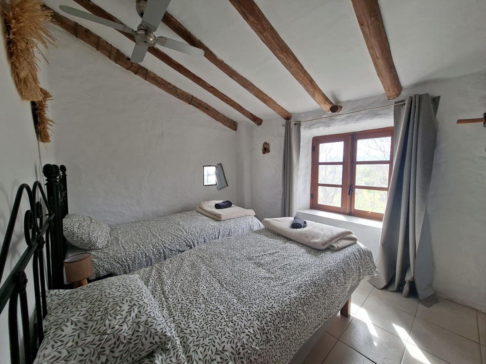 8 bedroom Finca/Country House for sale in Baza with pool garage - € 495,000 (Ref: 9841486)