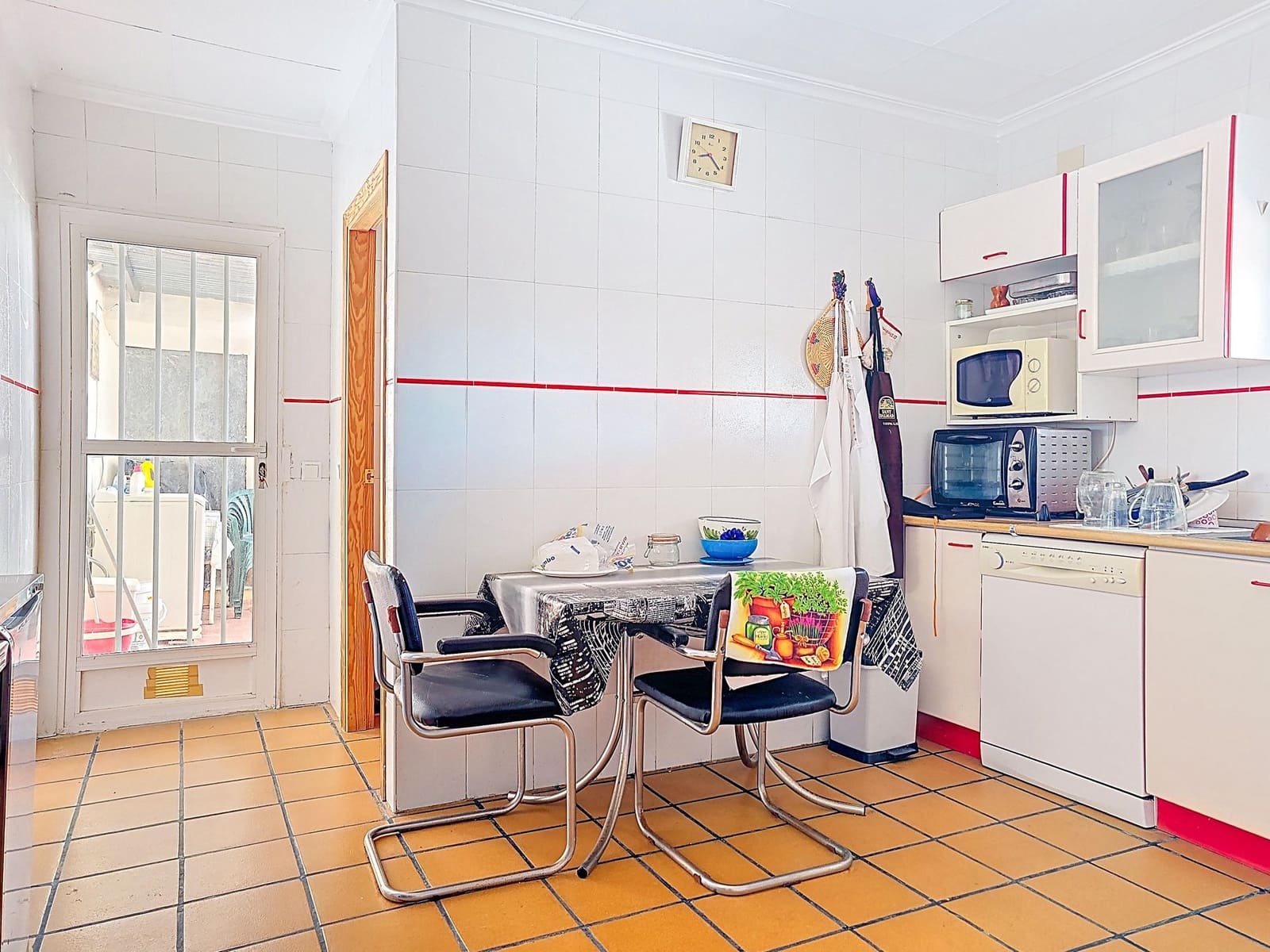 5 soverom Finca/Herregård til salgs i Pinoso med garasje - € 339 000 (Ref: 9841488)
