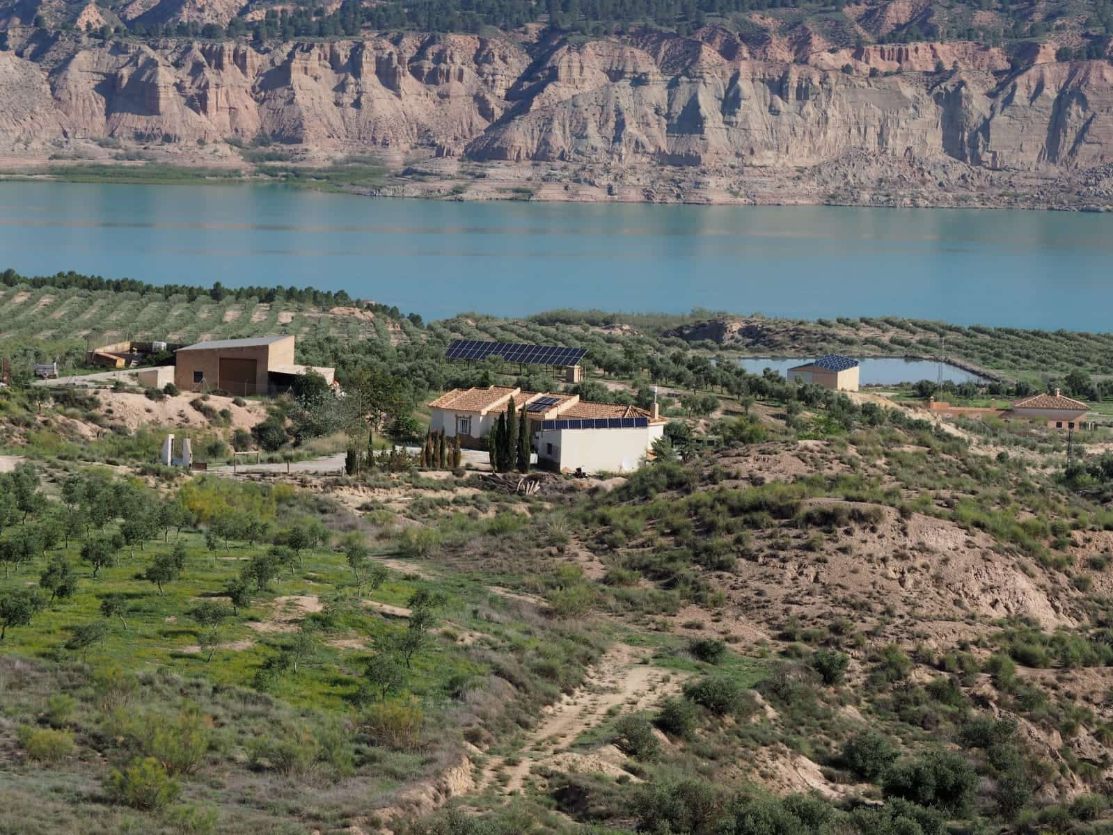 7 bedroom Cave House for sale in Freila - € 149,000 (Ref: 9841490)