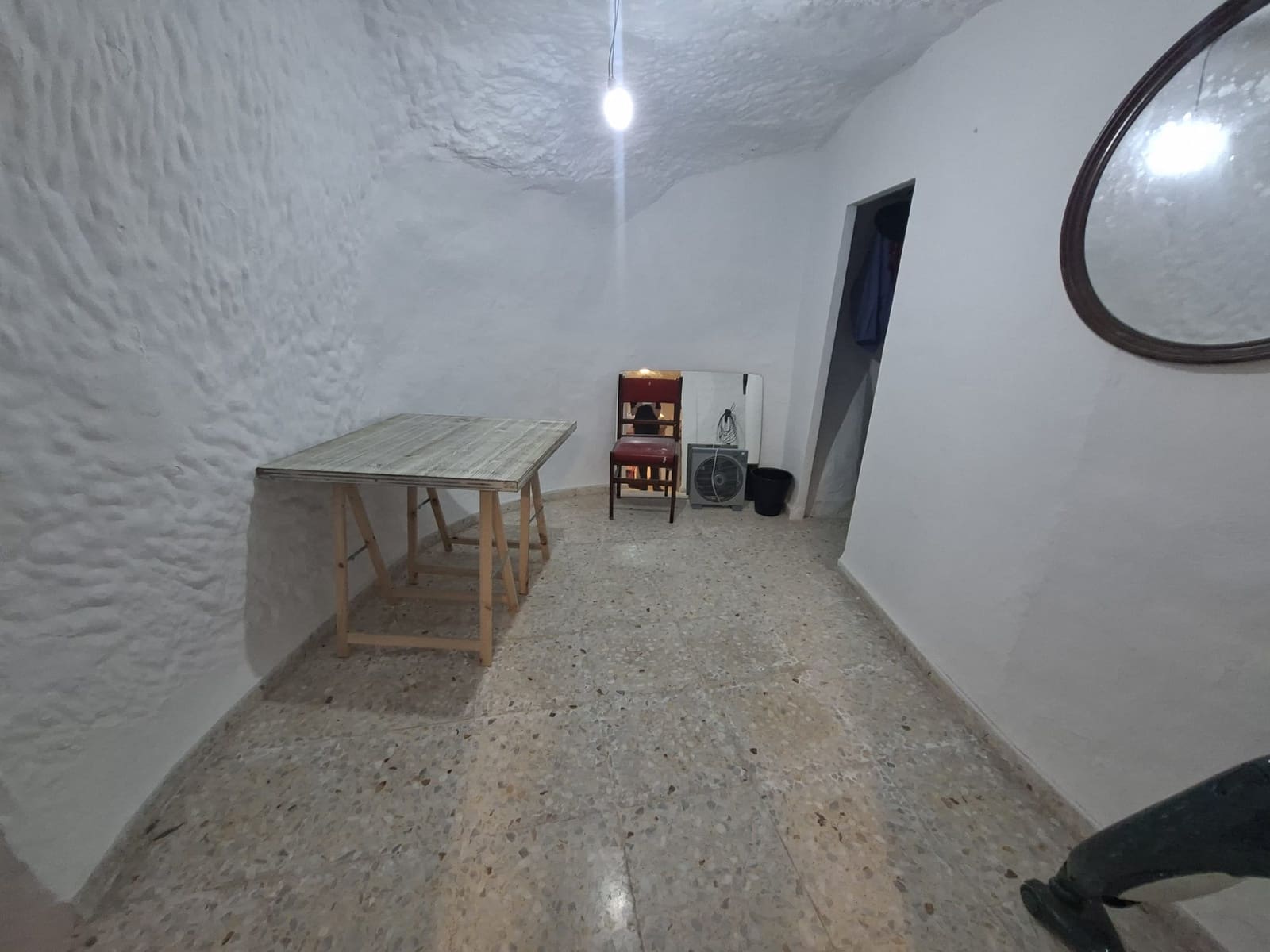 7 bedroom Cave House for sale in Freila - € 149,000 (Ref: 9841490)