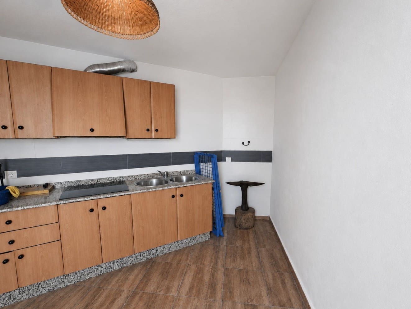 7 soveværelse Hulehus til salg i Freila - € 129.995 (Ref: 9841490)