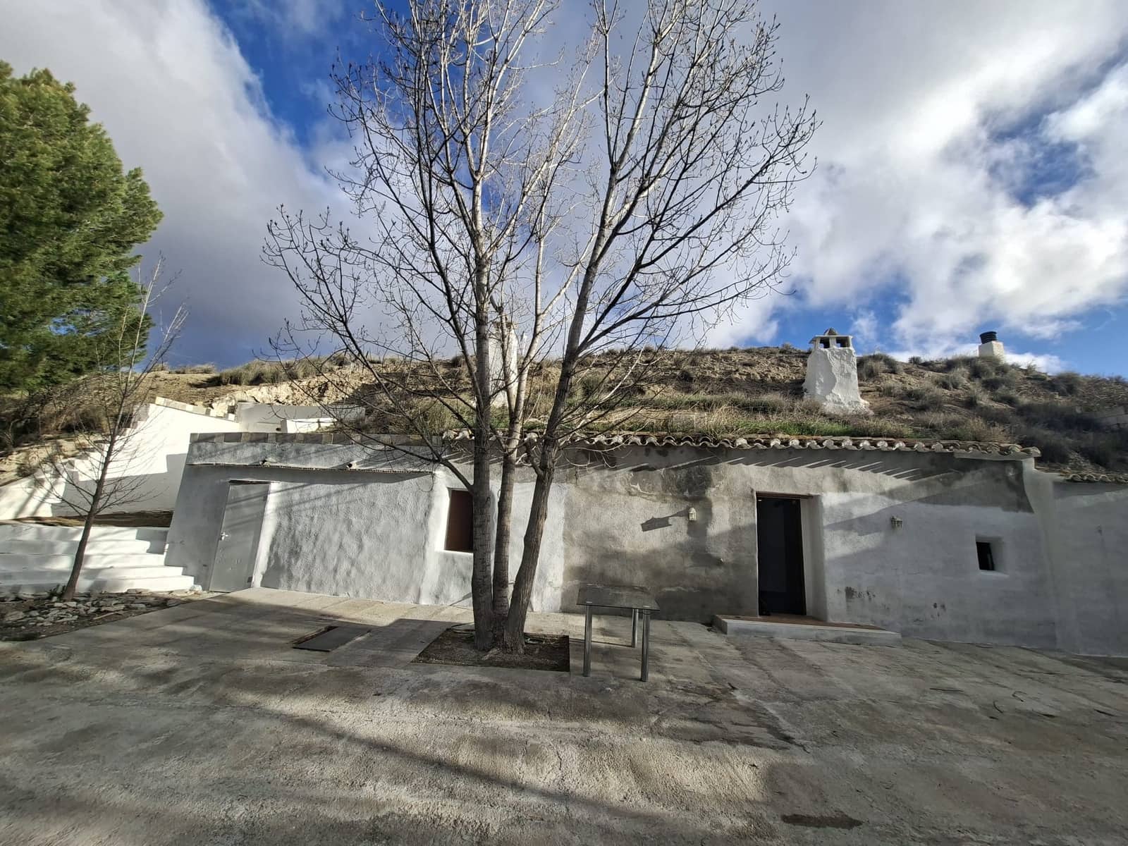 3 bedroom Cave House for sale in Baza with garage - € 135,000 (Ref: 9841491)