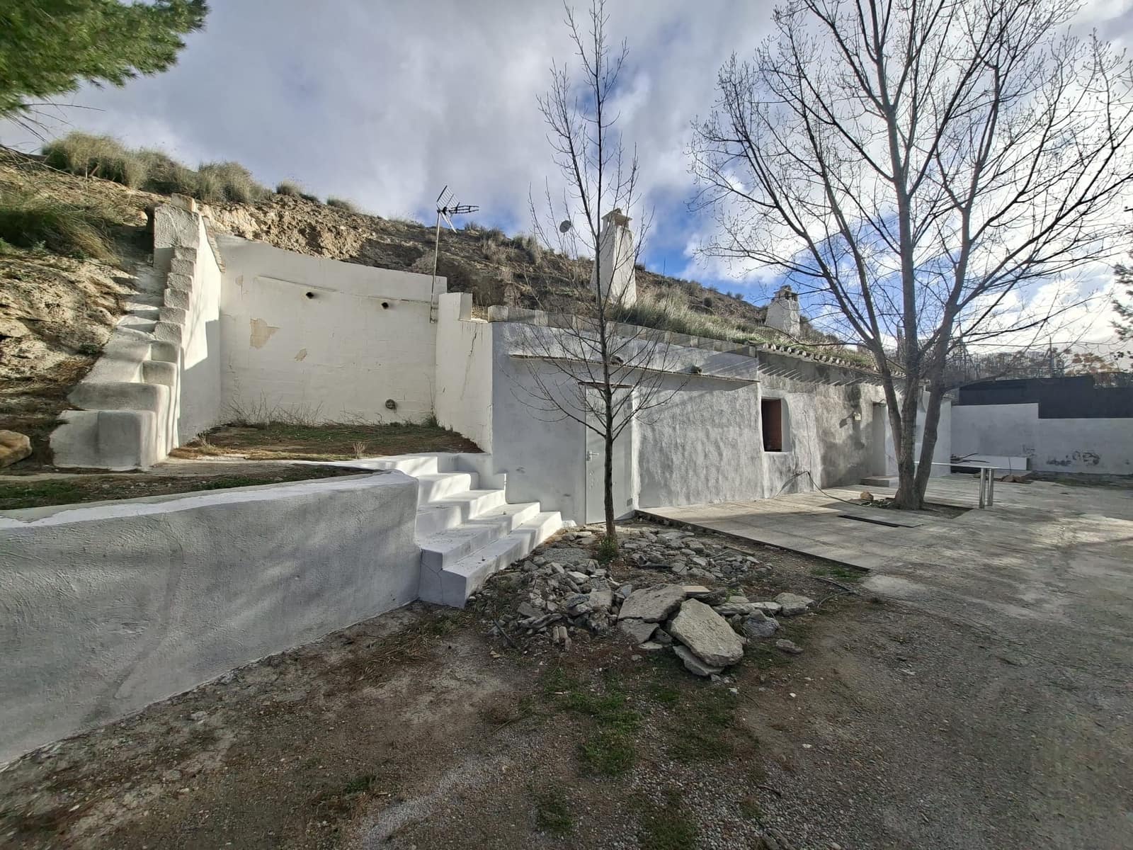 3 bedroom Cave House for sale in Baza with garage - € 135,000 (Ref: 9841491)