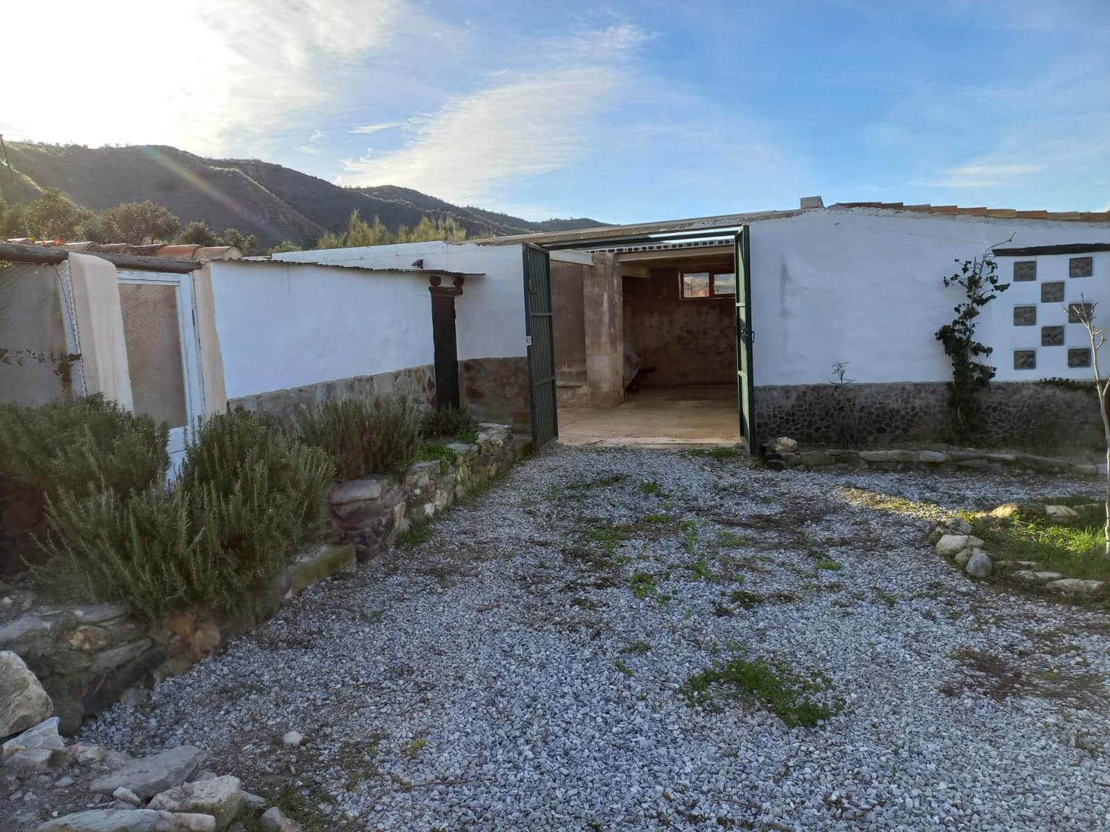 4 soveværelse Finca/Landehus til salg i Caniles - € 144.900 (Ref: 9841495)