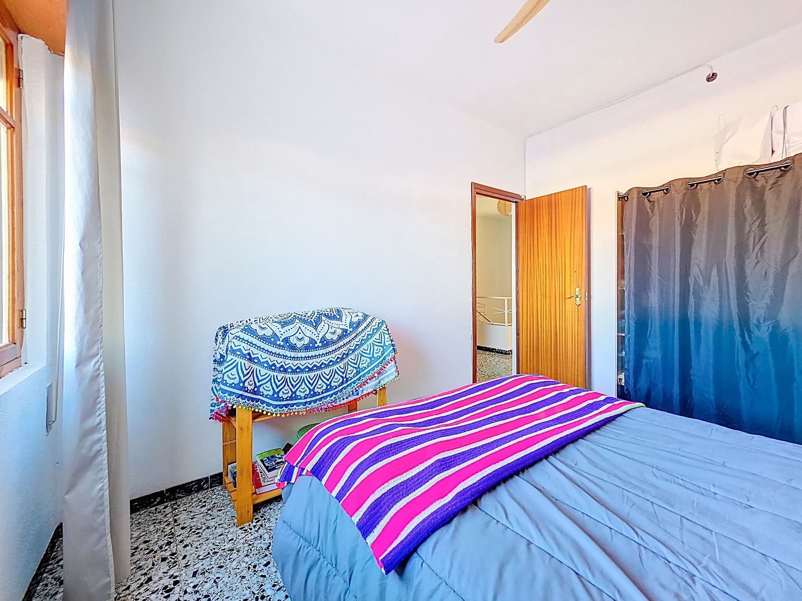 8 bedroom Townhouse for sale in Pinoso - € 179,950 (Ref: 9841497)