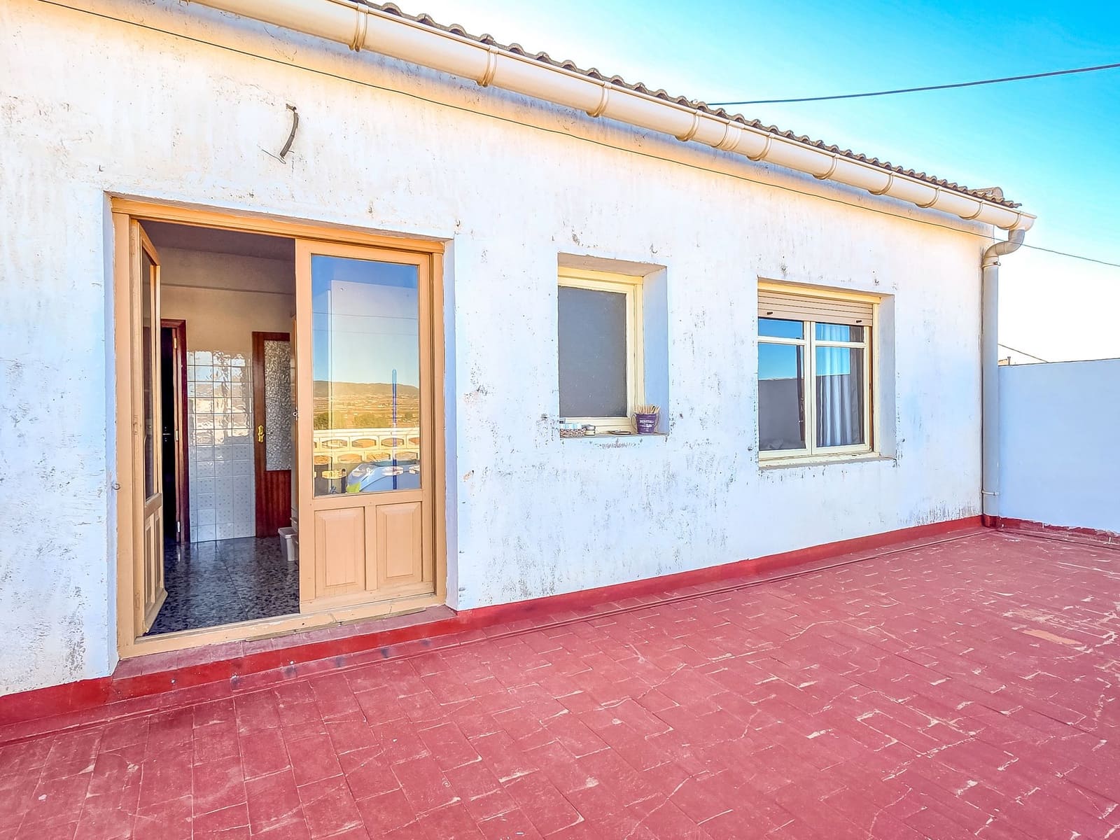 8 bedroom Townhouse for sale in Pinoso - € 179,950 (Ref: 9841497)