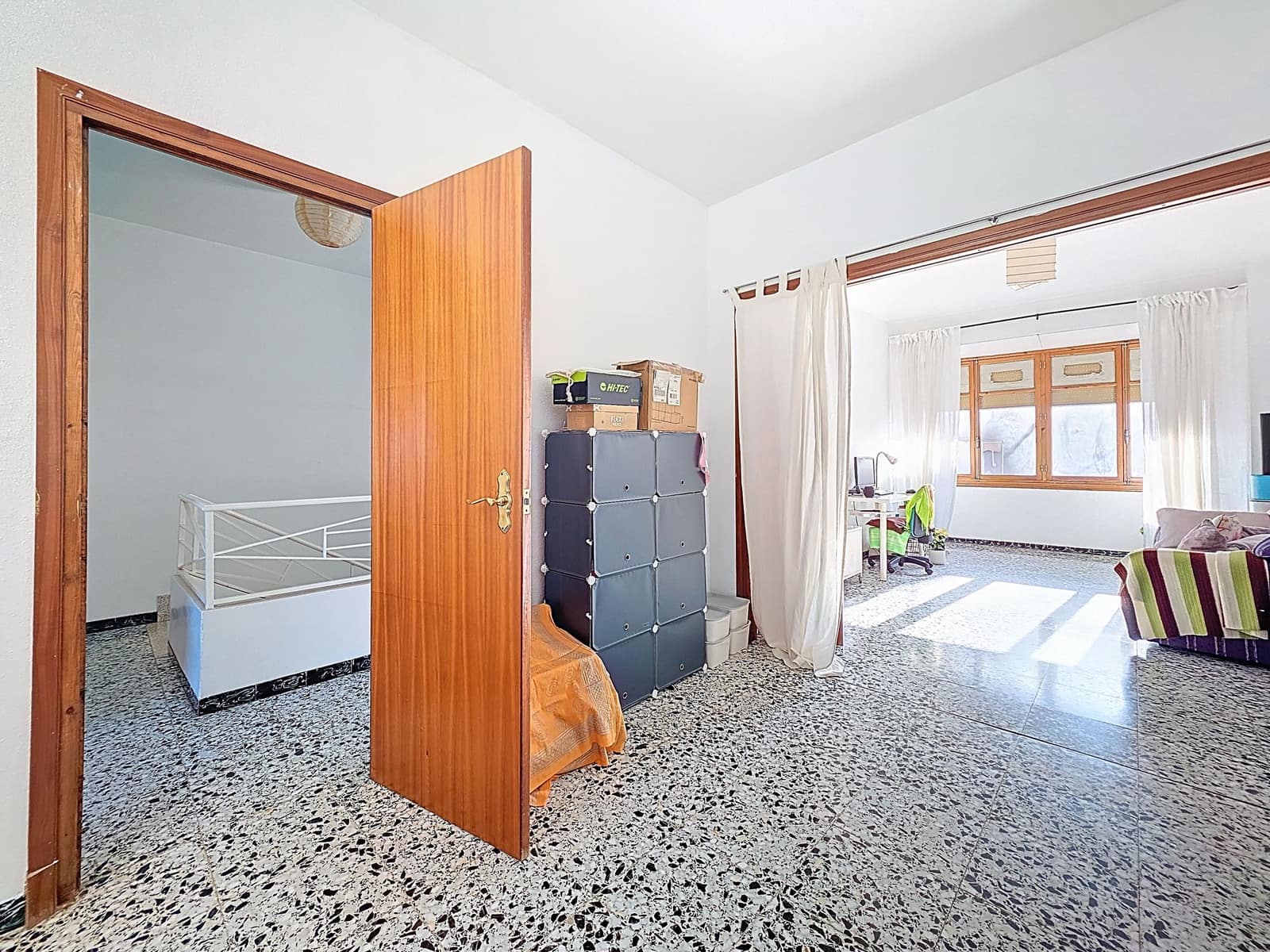 8 bedroom Townhouse for sale in Pinoso - € 179,950 (Ref: 9841497)