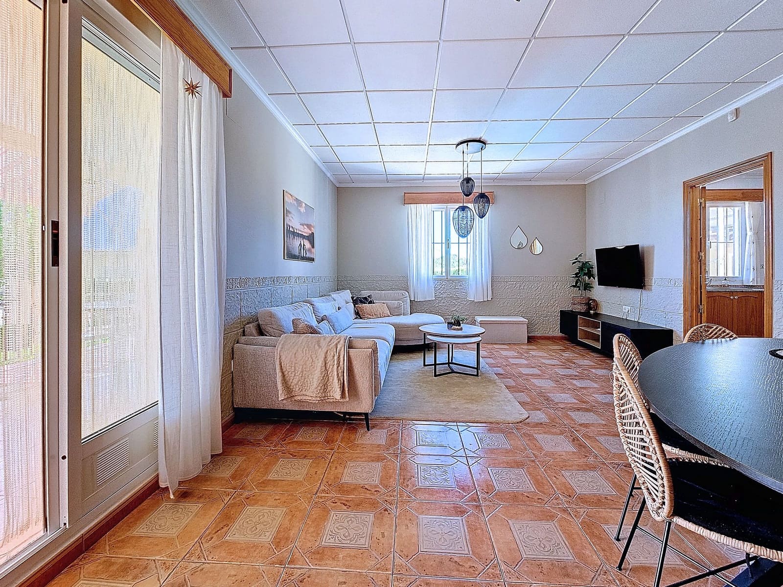 4 soverom Villa til salgs i Caudete med garasje - € 209 950 (Ref: 9882490)