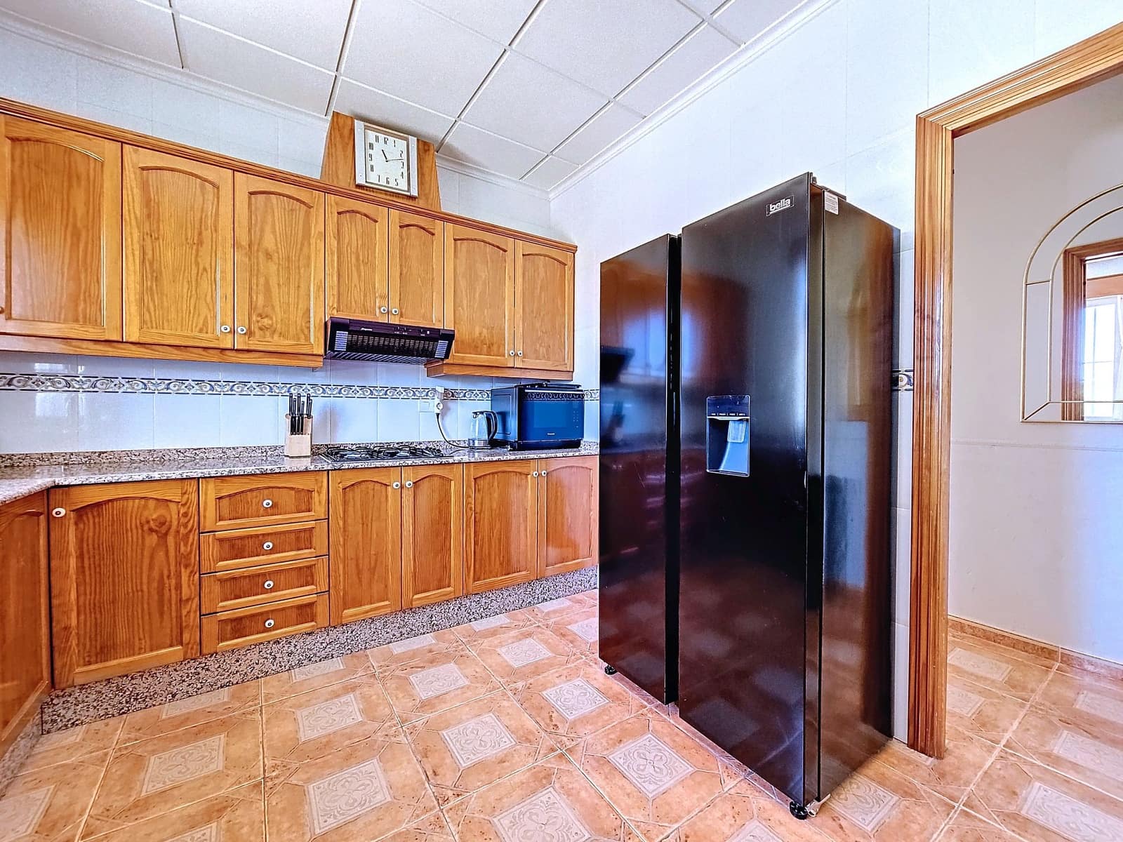 4 soverom Villa til salgs i Caudete med garasje - € 209 950 (Ref: 9882490)