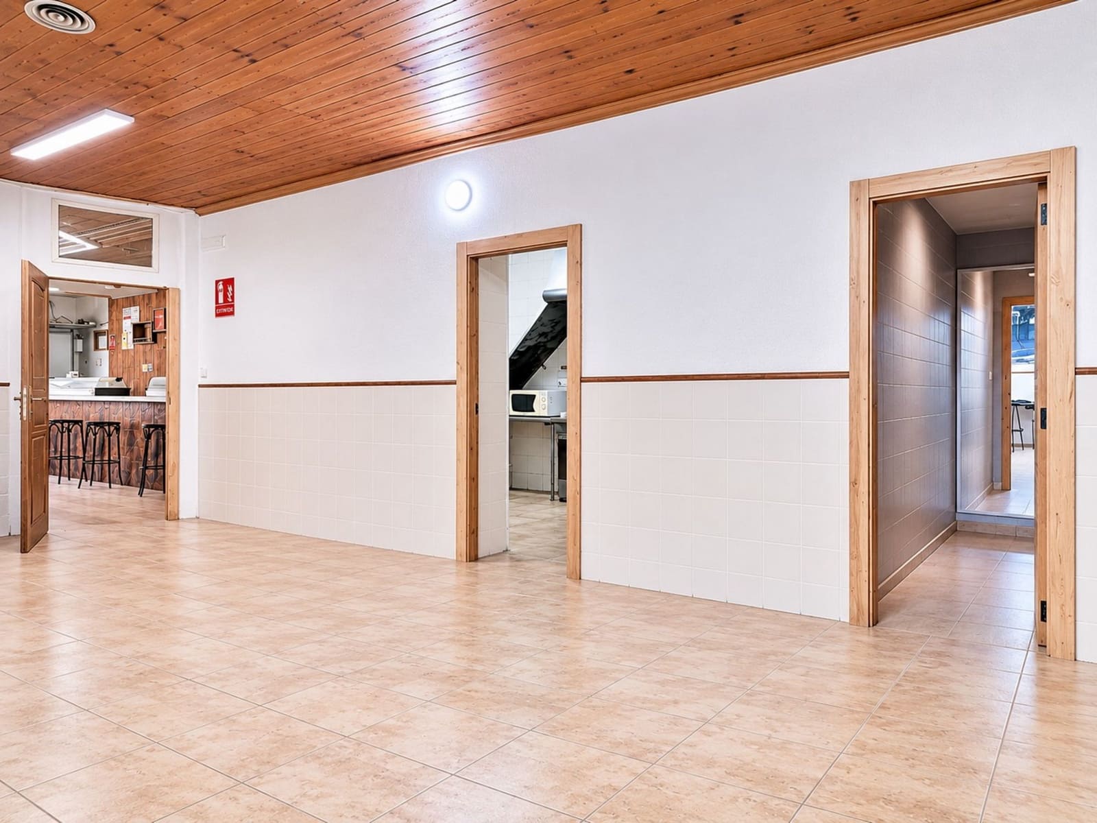 Restaurante/Bar para venda em Pinoso - 74 500 € (Ref: 9882494)