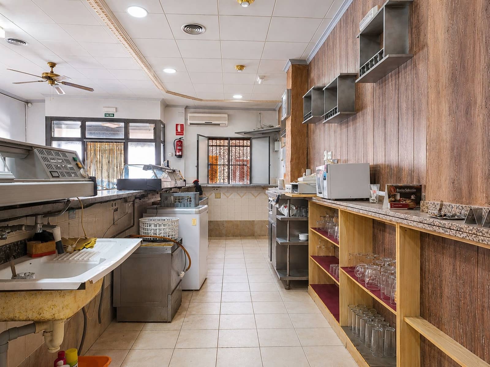 Restaurante/Bar para venda em Pinoso - 74 500 € (Ref: 9882494)