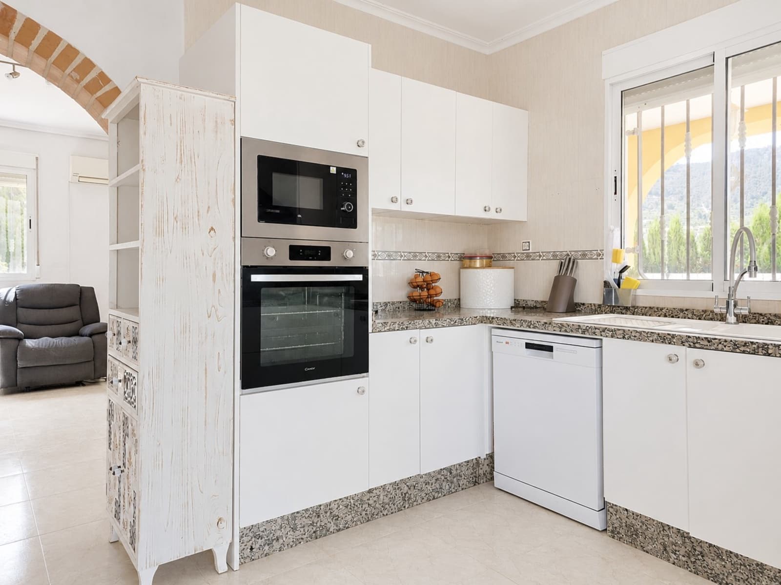 Chalet de 3 habitaciones en Abanilla en venta con piscina - 249.500 € (Ref: 9934856)