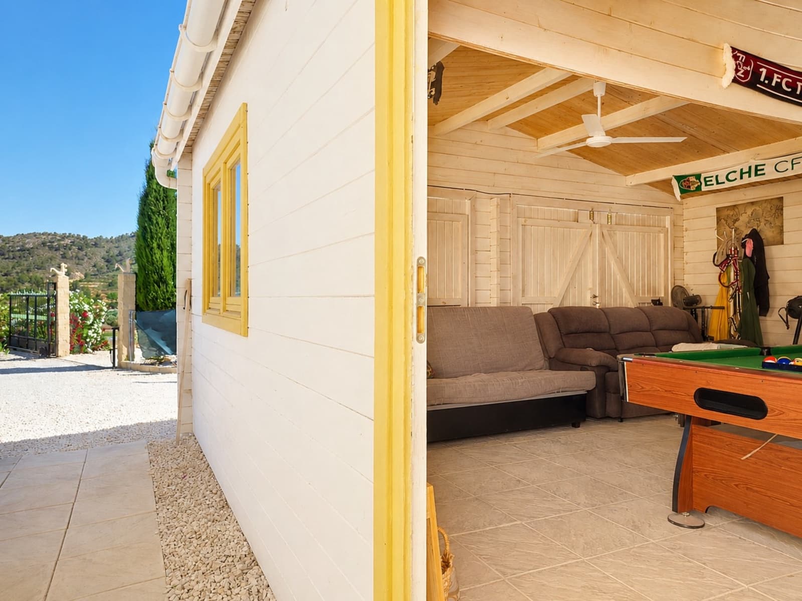 Chalet de 3 habitaciones en Abanilla en venta con piscina - 249.500 € (Ref: 9934856)