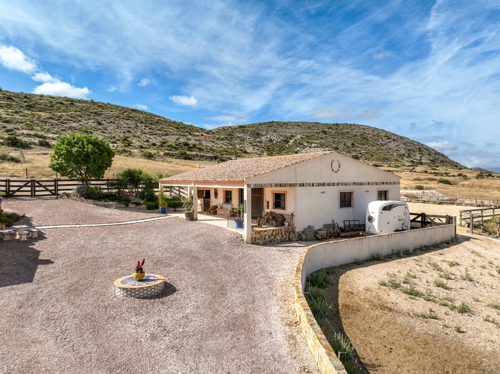 5 sovrum Finca/Hus på landet till salu i Pinoso med pool garage - 549 500 € (Ref: 9934857)