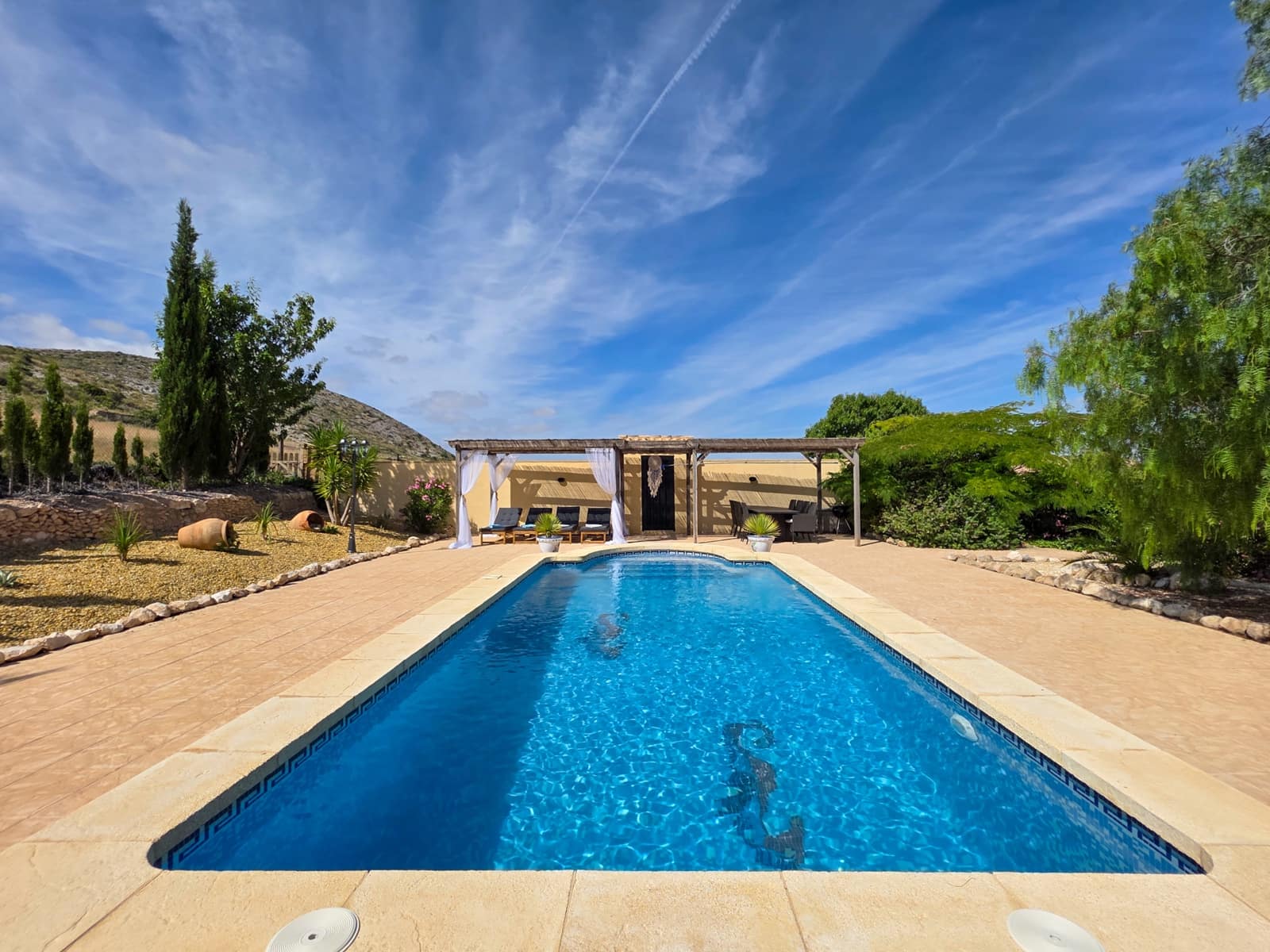 5 sovrum Finca/Hus på landet till salu i Pinoso med pool garage - 549 500 € (Ref: 9934857)