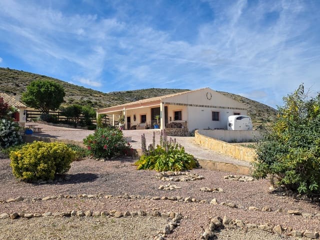 5 sovrum Finca/Hus på landet till salu i Pinoso med pool garage - 549 500 € (Ref: 9934857)
