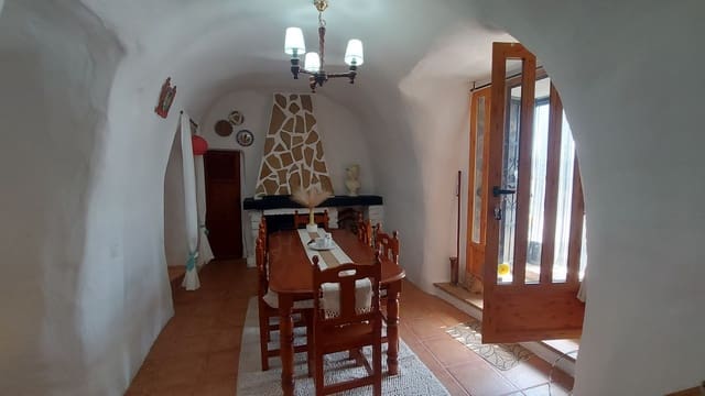 3 soveværelse Hulehus til salg i Los Olivos, Castilléjar - € 97.500 (Ref: 9934858)