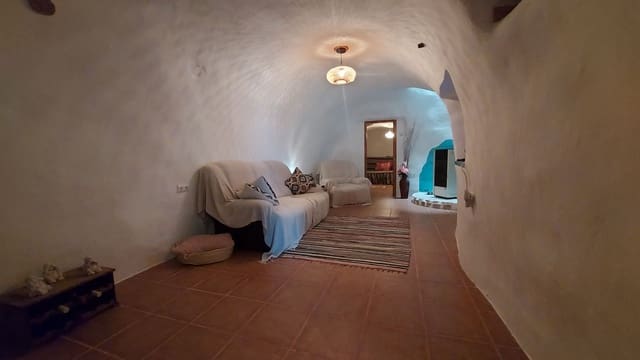 3 soveværelse Hulehus til salg i Los Olivos, Castilléjar - € 97.500 (Ref: 9934858)