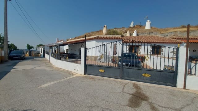 3 soveværelse Hulehus til salg i Los Olivos, Castilléjar - € 97.500 (Ref: 9934858)