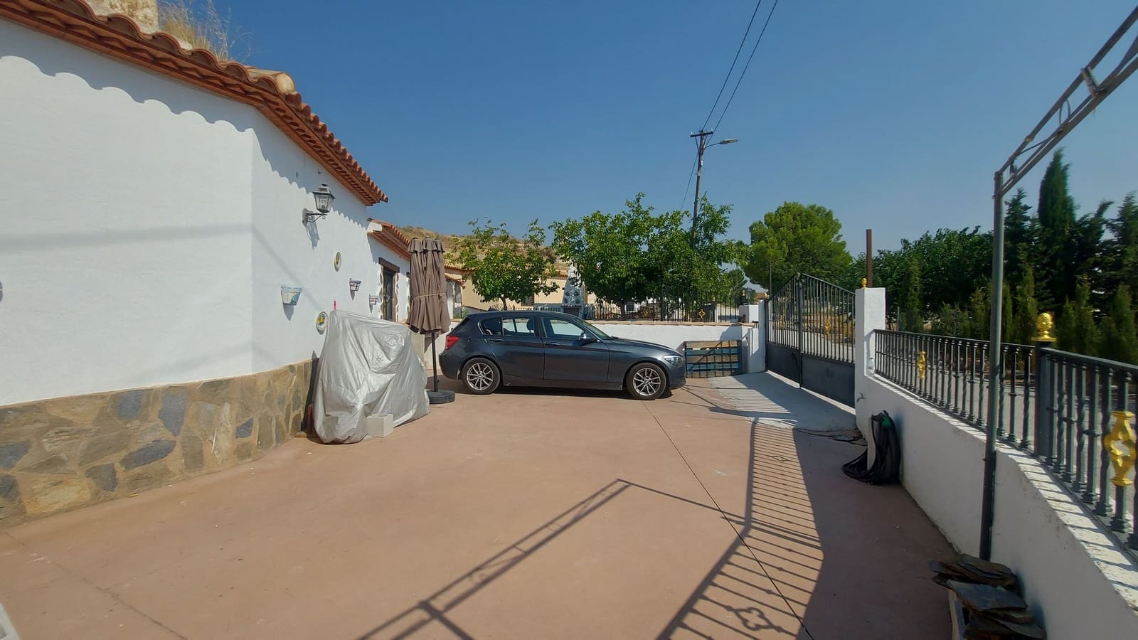 3 bedroom Cave House for sale in Los Olivos - € 97,500 (Ref: 9934858)