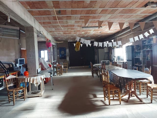 10 sypialnia Finka/Dom wiejski na sprzedaż w Benamaurel - 309 000 € (Ref: 9948611)