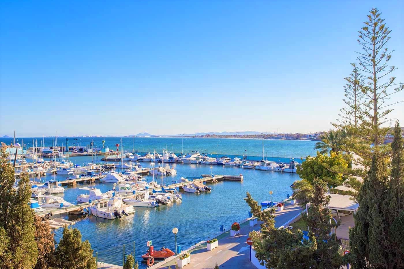 2 bedroom Apartment for sale in San Pedro del Pinatar with pool garage - € 329,900 (Ref: 10007584)