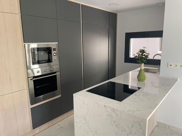2 camera da letto Appartamento in vendita in Villamartin, Orihuela con piscina garage - 279.000 € (Rif: 10073073)