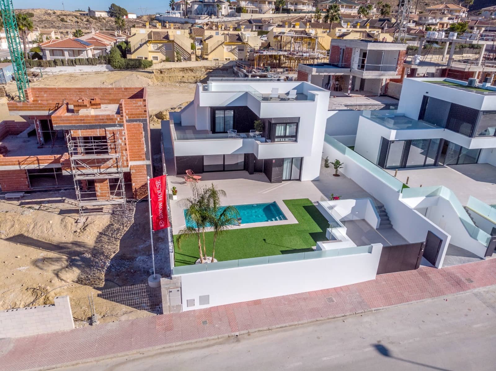 3 slaapkamer Villa te koop in San Miguel de Salinas met zwembad garage - € 570.000 (Ref: 10088455)