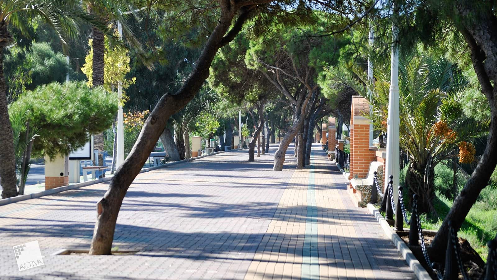 Apartamento de 2 habitaciones en Guardamar del Segura en venta con piscina - 215.000 € (Ref: 10095558)