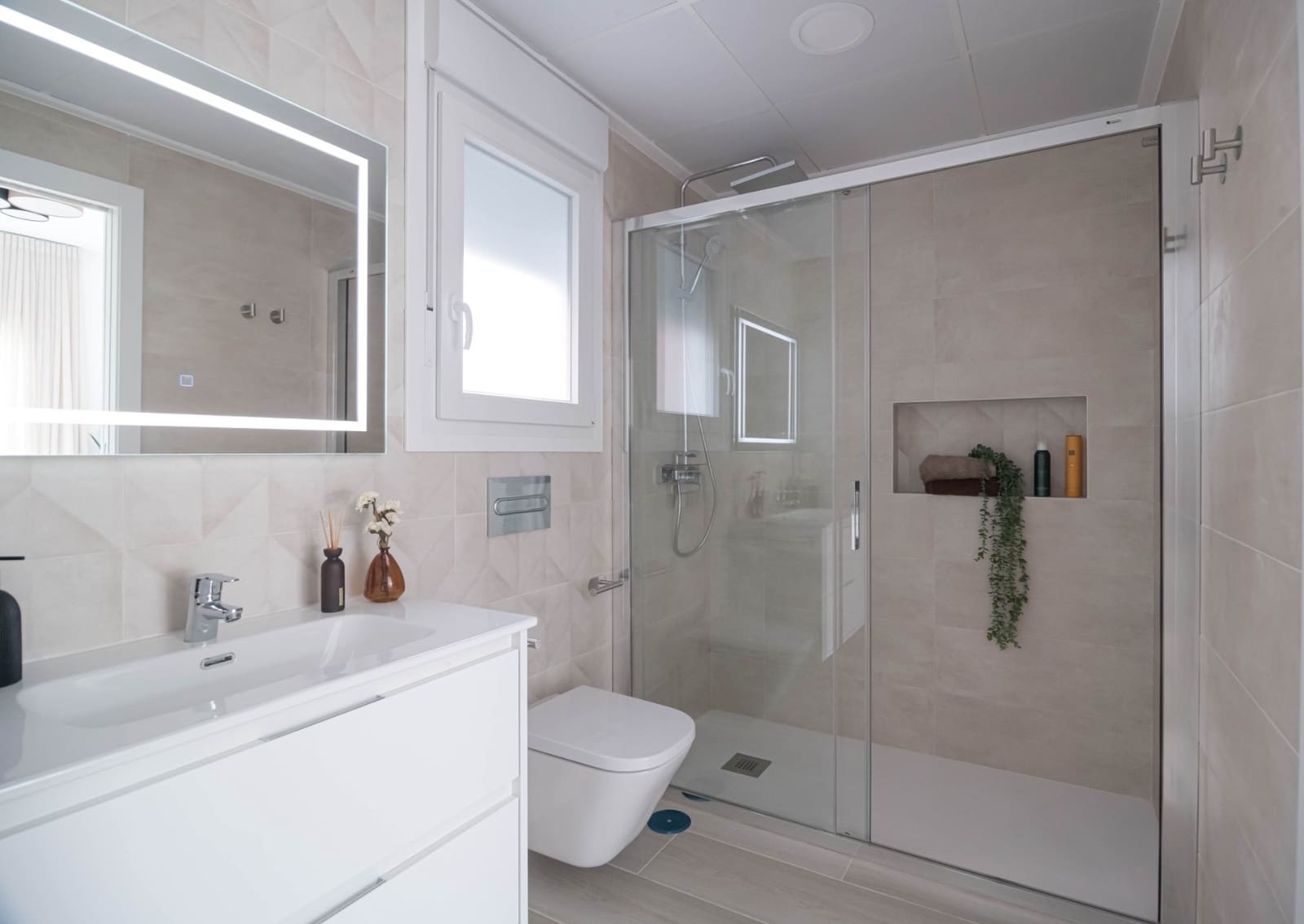 3 slaapkamer Villa te koop in Avileses met zwembad garage - € 269.000 (Ref: 6640829)