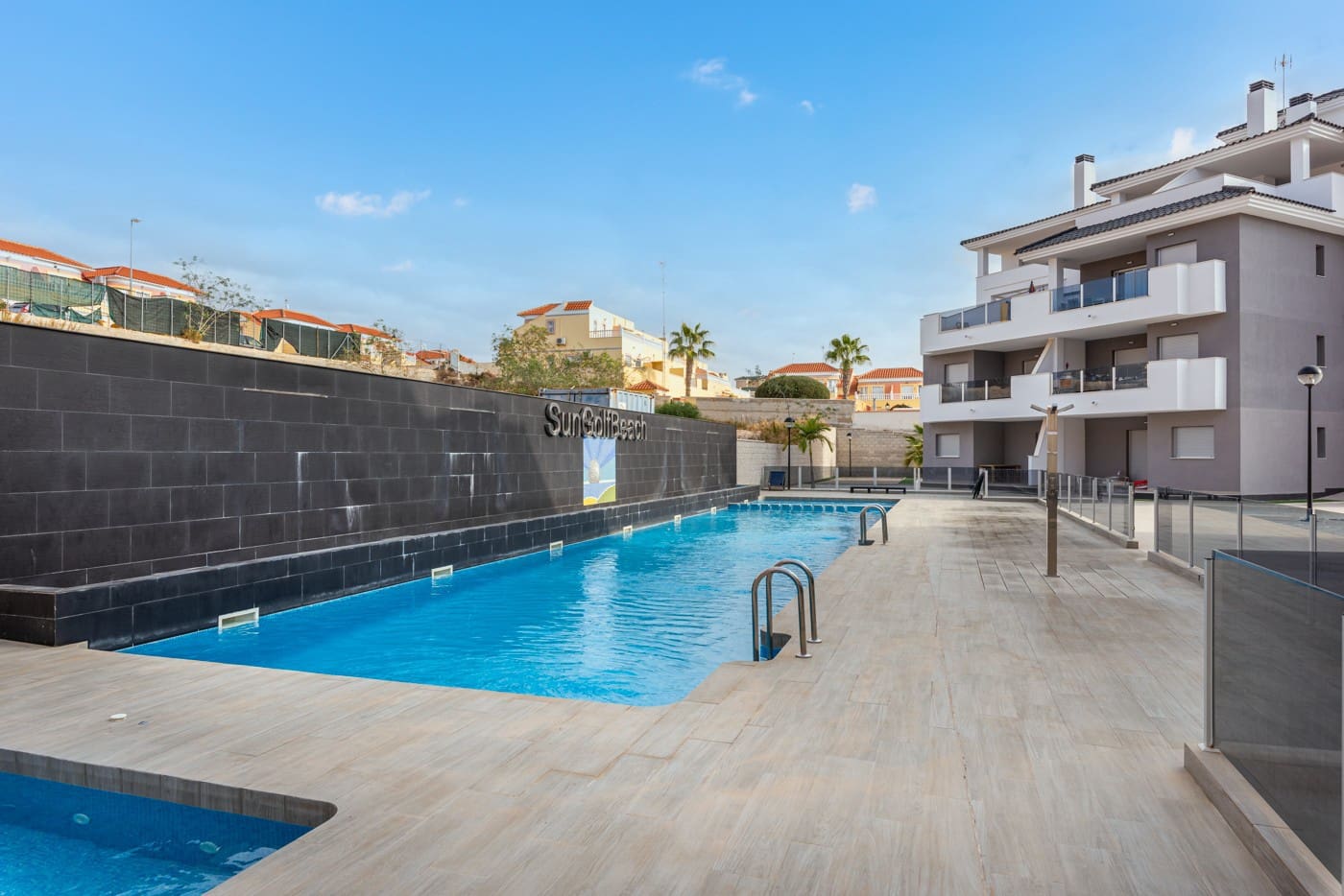 2 bedroom Apartment for sale in Villamartin with pool garage - € 255,000 (Ref: 6792657)