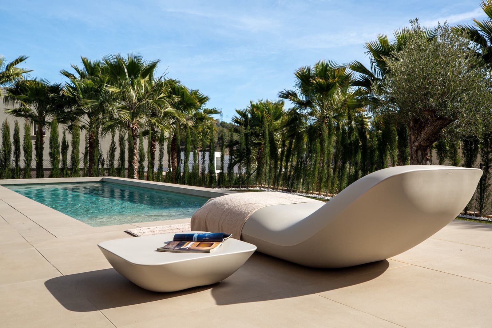 3 bedroom Villa for sale in Campoamor with pool garage - € 1,165,000 (Ref: 6945401)