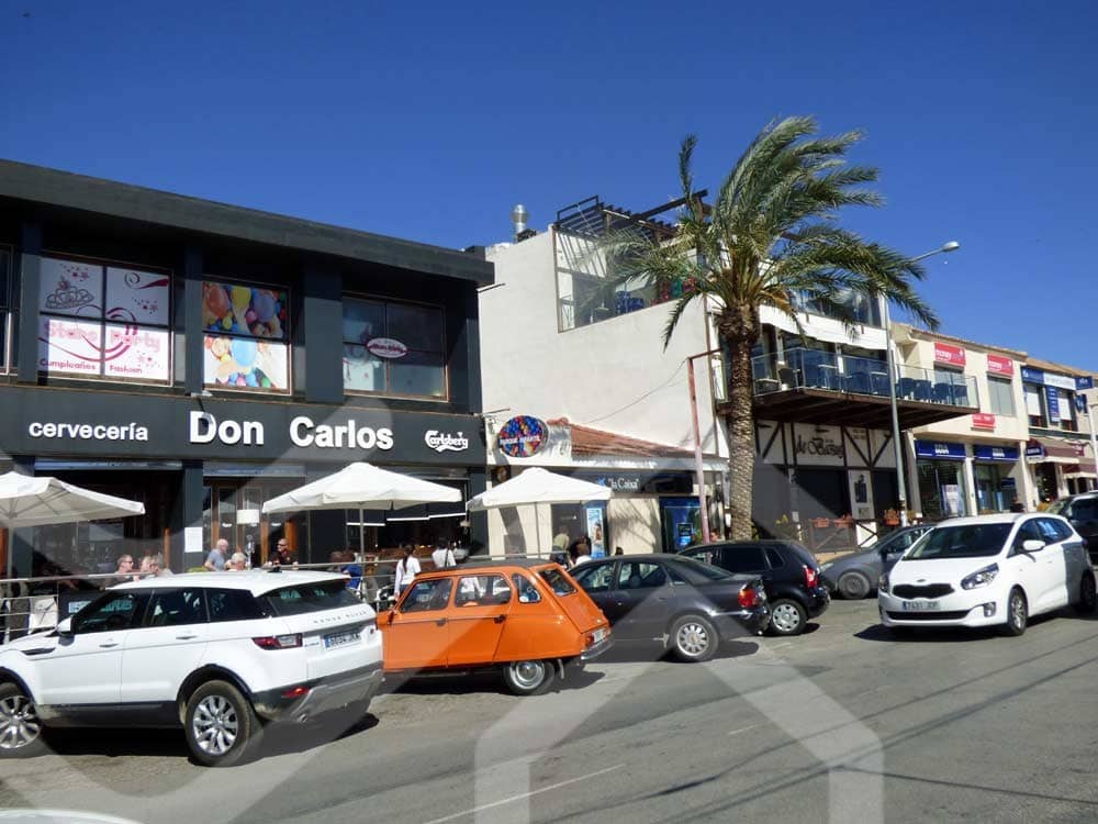 Chalet de 3 habitaciones en Rojales en venta con piscina garaje - 389.900 € (Ref: 7312327)