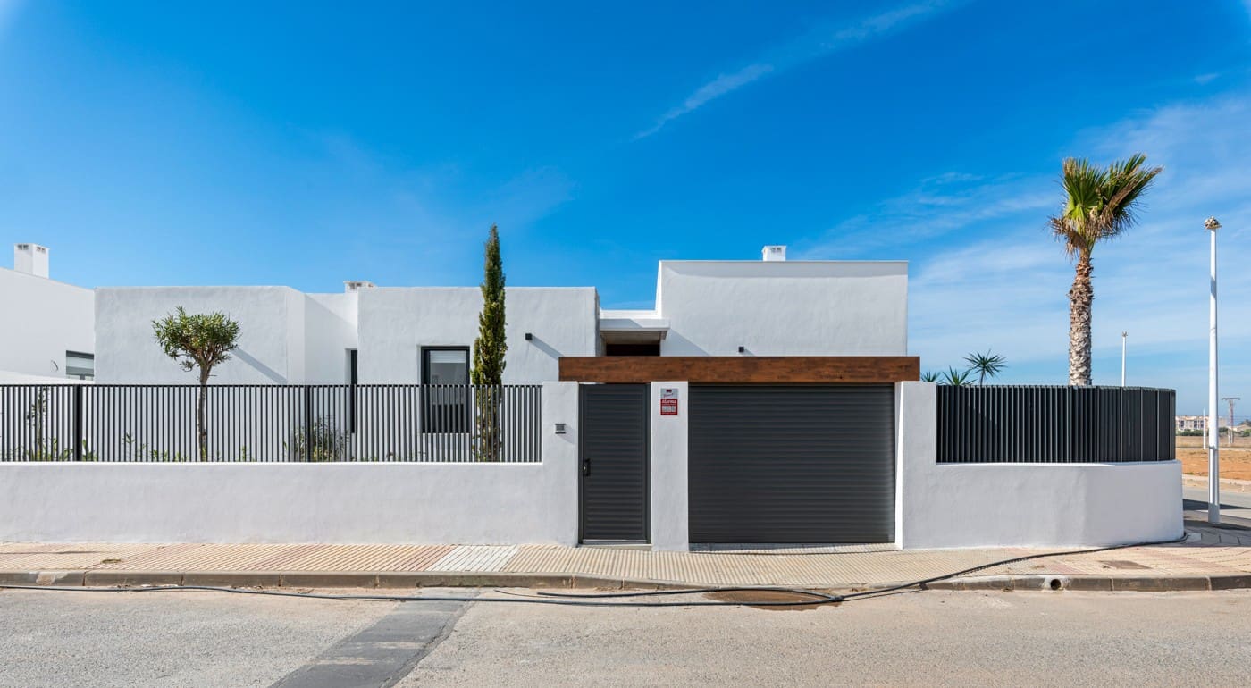 3 soverom Villa til salgs i Mar de Cristal med svømmebasseng garasje - € 549 000 (Ref: 7312365)