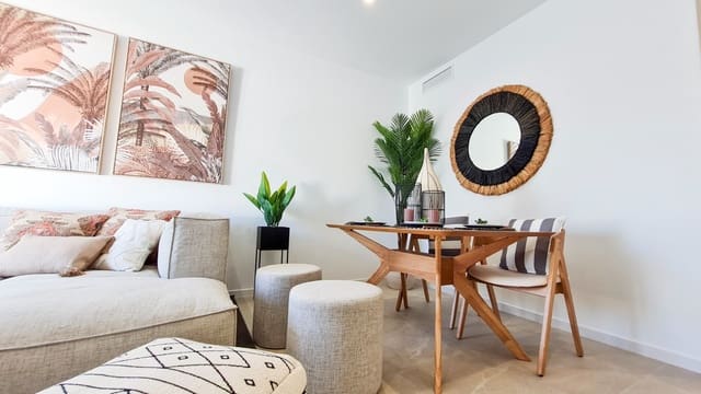 3 makuuhuone Huvila myytävänä paikassa San Pedro del Pinatar ciudad, San Pedro del Pinatar mukana uima-altaan 
autotalli - 369 000 € (Ref: 7312381)