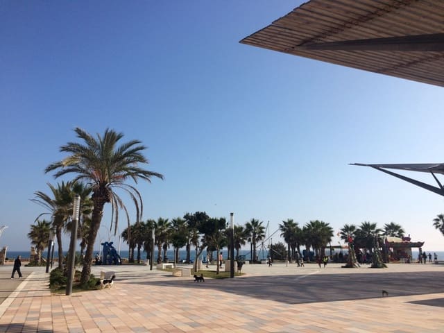 2 soveværelse Lejlighed til salg i Playa de los Locos, Torrevieja med swimmingpool - € 433.000 (Ref: 7551124)