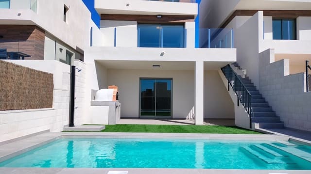 3 chambre Villa/Maison à vendre à Villamartin, Orihuela avec piscine garage - 669 000 € (Ref: 7689557)