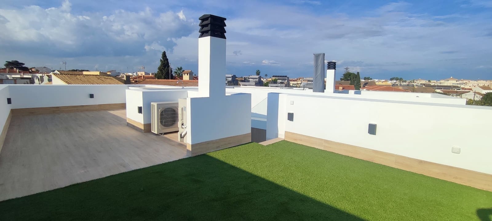 3 bedroom Villa for sale in Torre de la Horadada with pool garage - € 628,000 (Ref: 7693589)