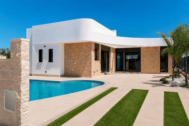 Chalet de 3 habitaciones en Los Montesinos en venta con piscina garaje - 535.000 € (Ref: 7695129)