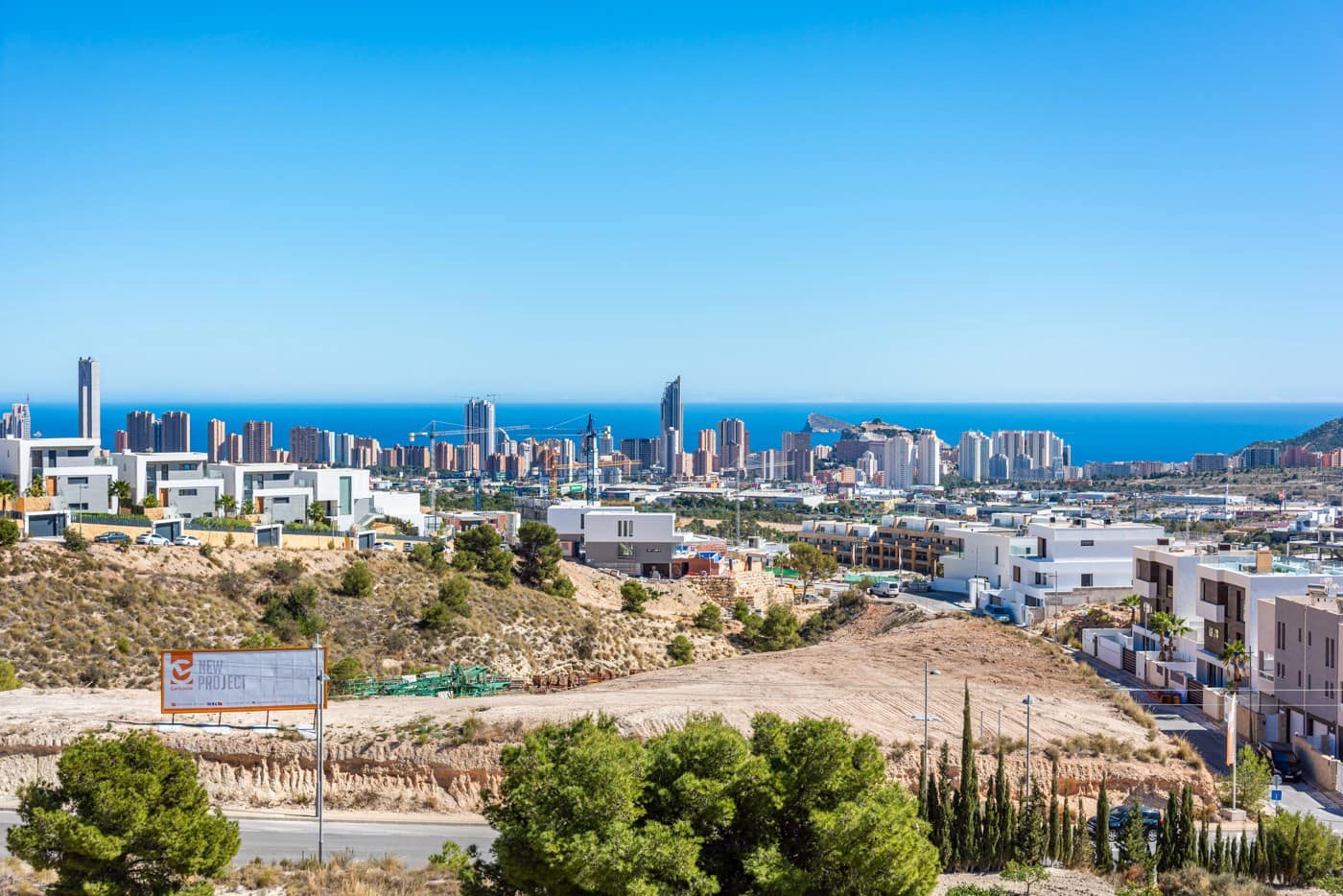 3 sypialnia Willa na sprzedaż w Benidorm z basenem garażem - 1 250 000 € (Ref: 7706055)