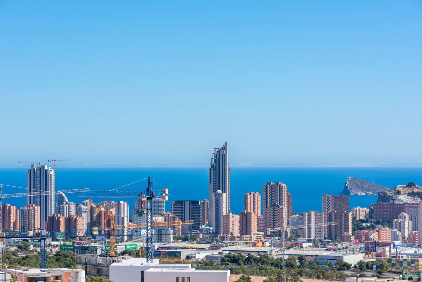 3 sypialnia Willa na sprzedaż w Benidorm z basenem garażem - 1 250 000 € (Ref: 7706055)