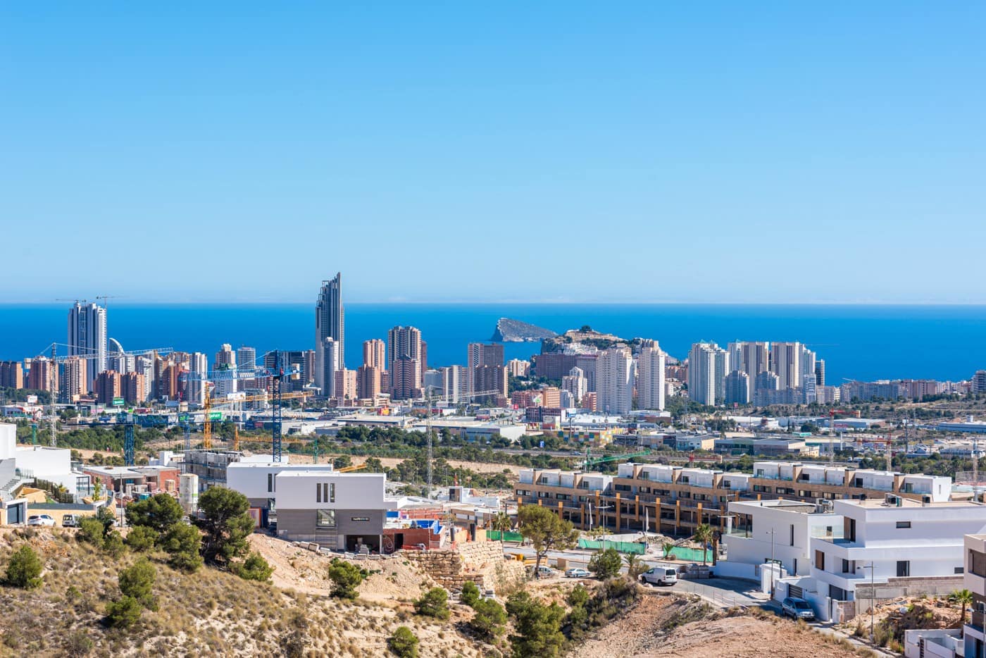 3 sypialnia Willa na sprzedaż w Benidorm z basenem garażem - 1 250 000 € (Ref: 7706055)