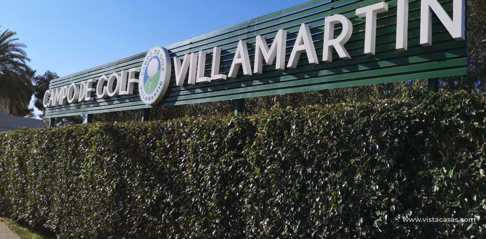 Apartamento de 2 habitaciones en Villamartin en venta con piscina garaje - 307.000 € (Ref: 7782697)