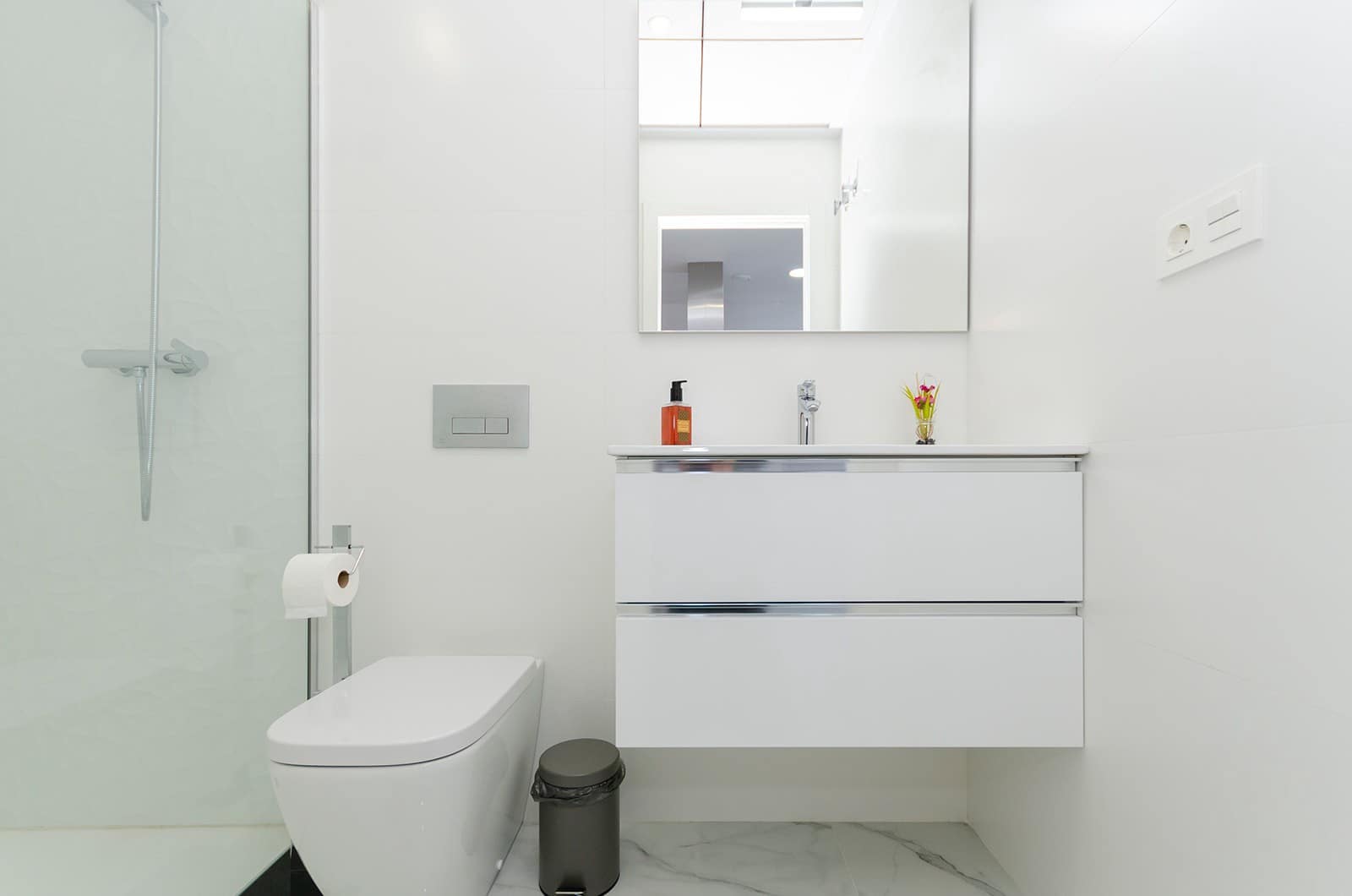 3 bedroom Villa for sale in Torrevieja with pool garage - € 409,000 (Ref: 8075723)