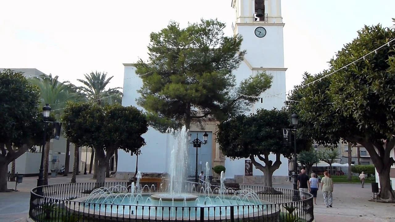 3 slaapkamer Appartement te koop in Roldan met zwembad garage - € 223.000 (Ref: 8079031)