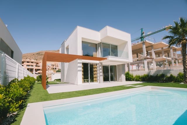 3 bedroom Villa for sale in Benidorm with pool garage - € 810,000 (Ref: 8118206)