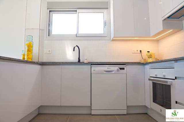 3 slaapkamer Villa te koop in Las Lomas de Rame - Bahía Bella, Los Alcázares met zwembad garage - € 420.000 (Ref: 8179196)