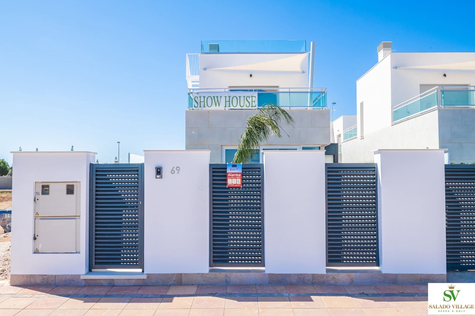 3 slaapkamer Villa te koop in Los Alcazares met zwembad garage - € 420.000 (Ref: 8179196)